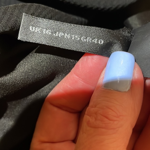 DONNA KARAN NEW YORK BLACK LABEL BLACK dress size 10 - Picture 9 of 10